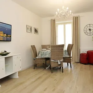 Apartment Cavour