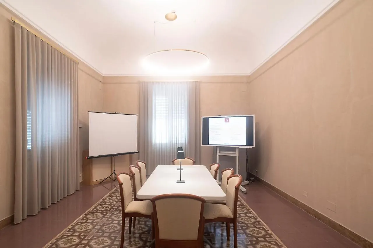 Hotel Tonic Palermo 3*,  Italy